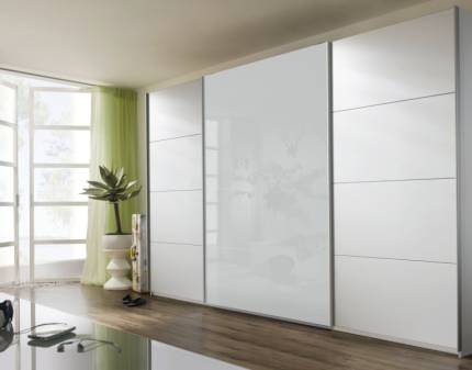 Dulap alb alpin/sticla alba 361x229x62cm KULMBACH