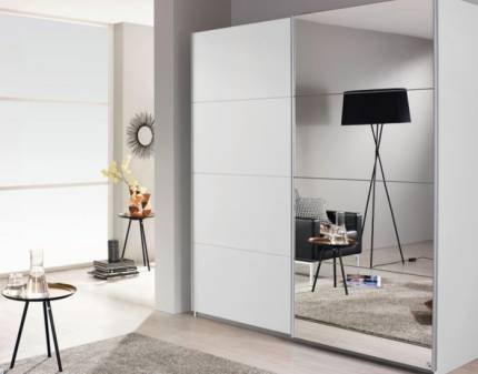 Dulap cu usi glisante MINOSA cu polite 181x197x48cm alb alpin/ oglinda, maner aluminiu